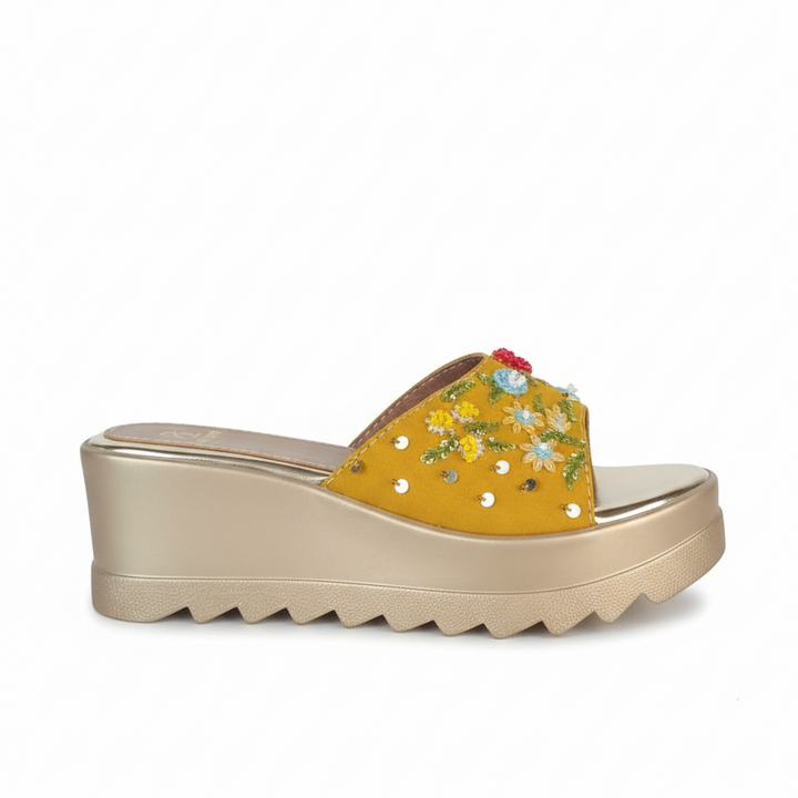 Haldi Hues (Wedges)