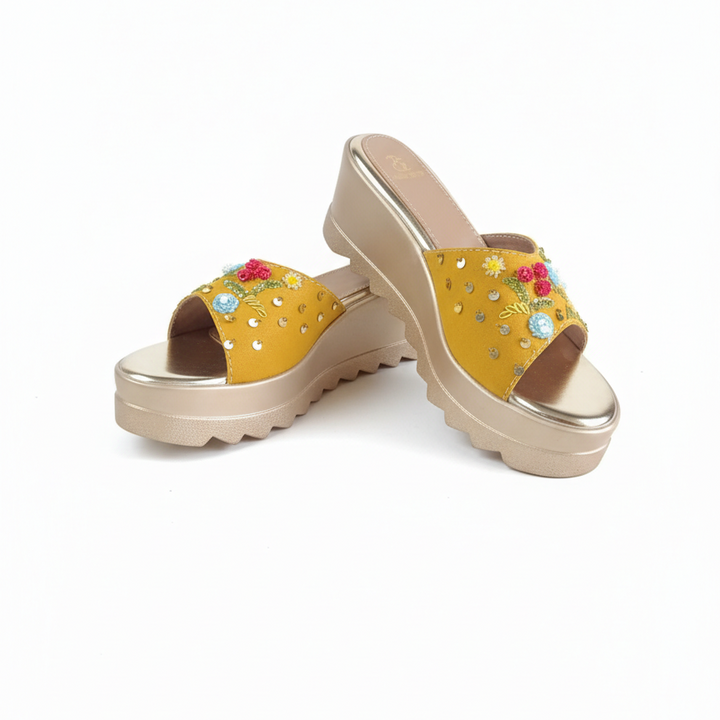 Haldi Hues (Wedges)
