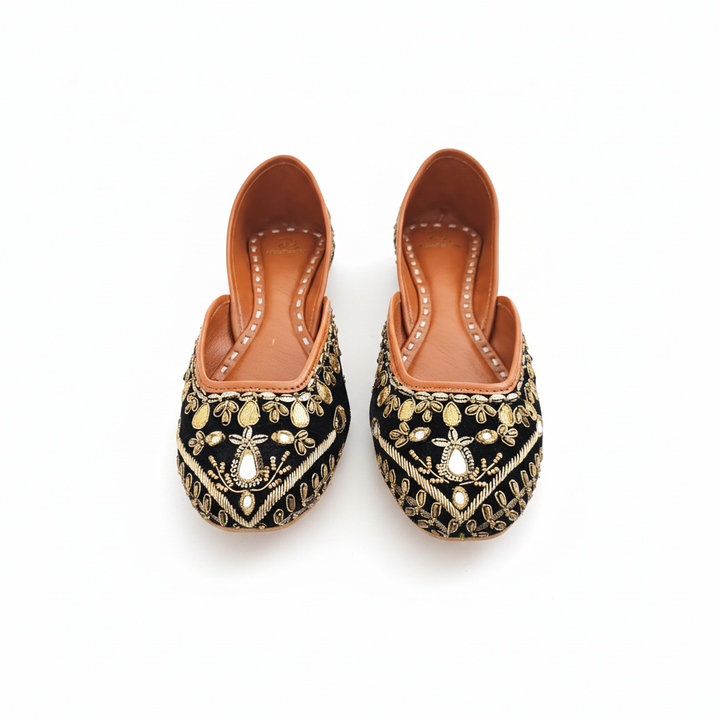 MIDNIGHT BLOOM (JUTTI)