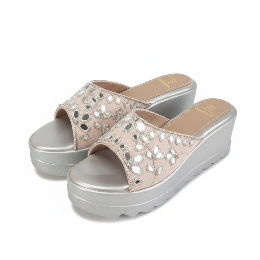 Mirror Me Not (Wedges)