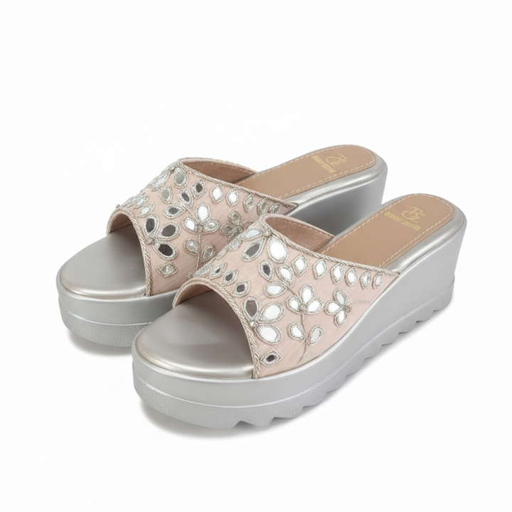 Mirror Me Not (Wedges)