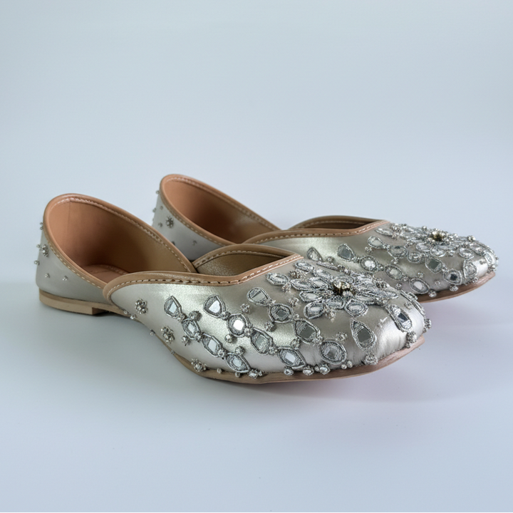 SHEESH MAHAL (JUTTI)