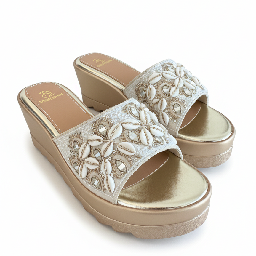 SheShells (Wedges)
