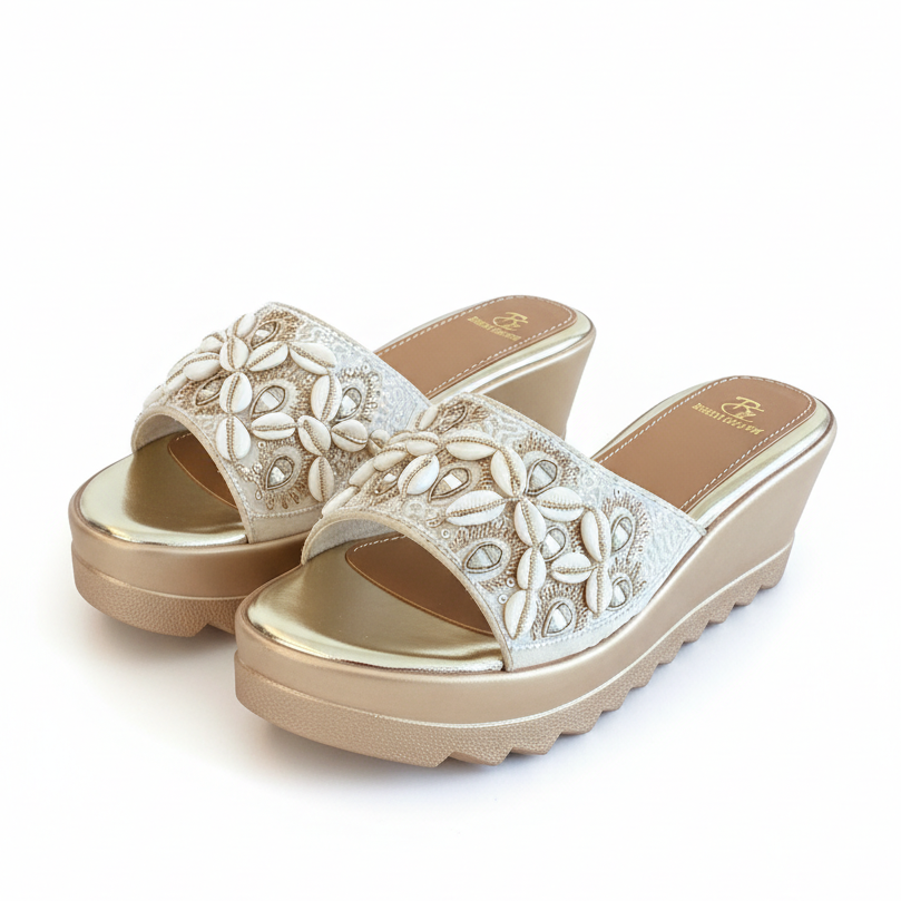 SheShells (Wedges)
