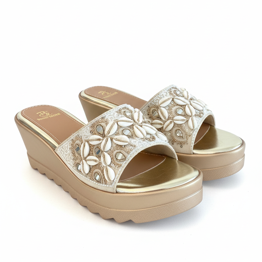 SheShells (Wedges)