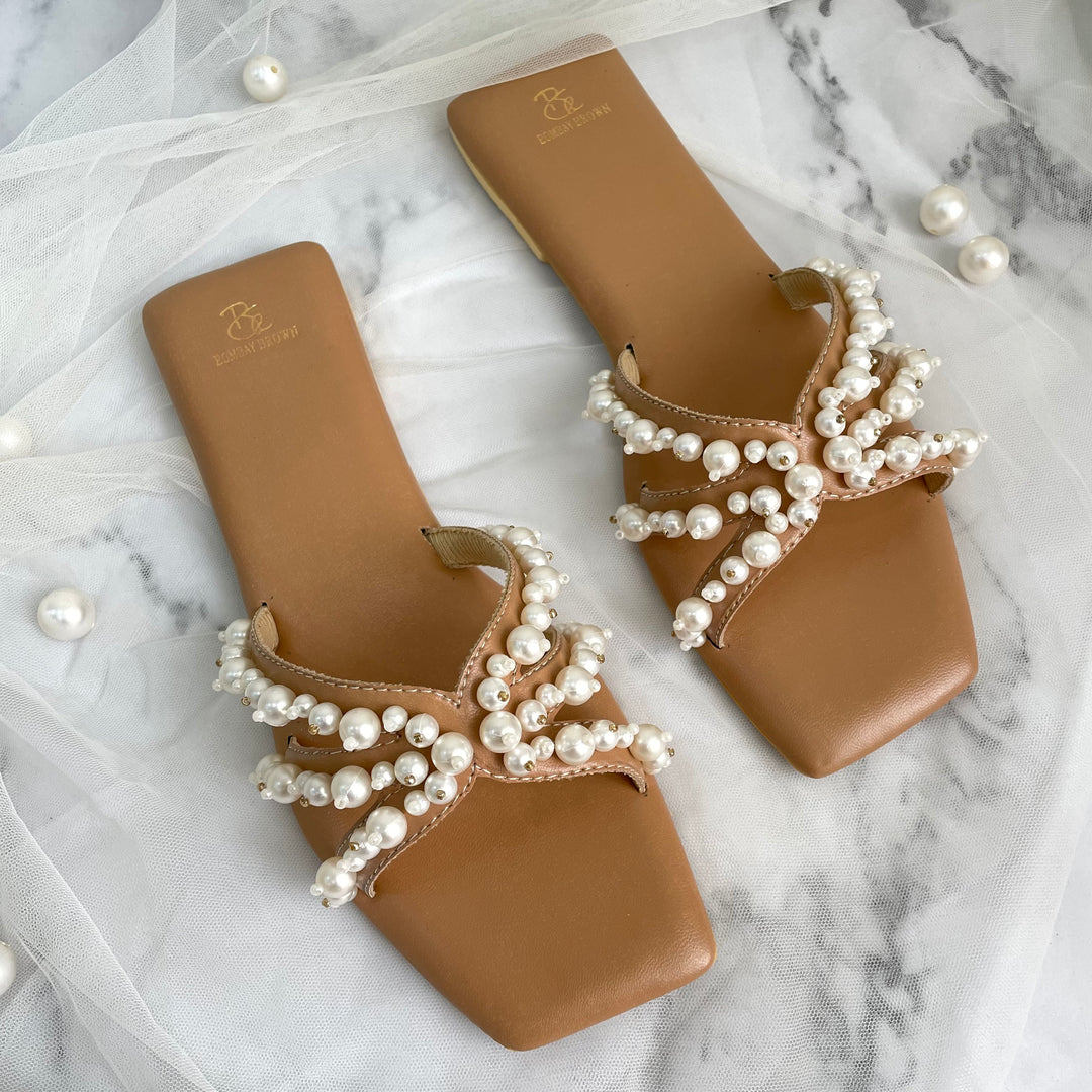 Nola Pearly nude sliders